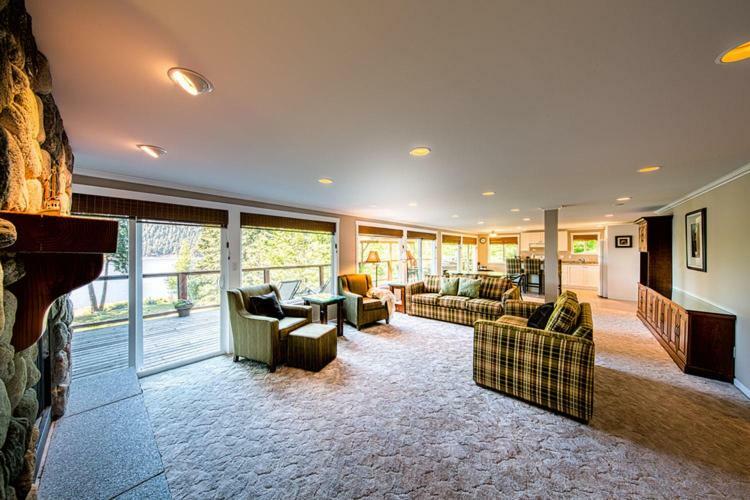 Gowlland Harbour Resort Heriot Bay Экстерьер фото